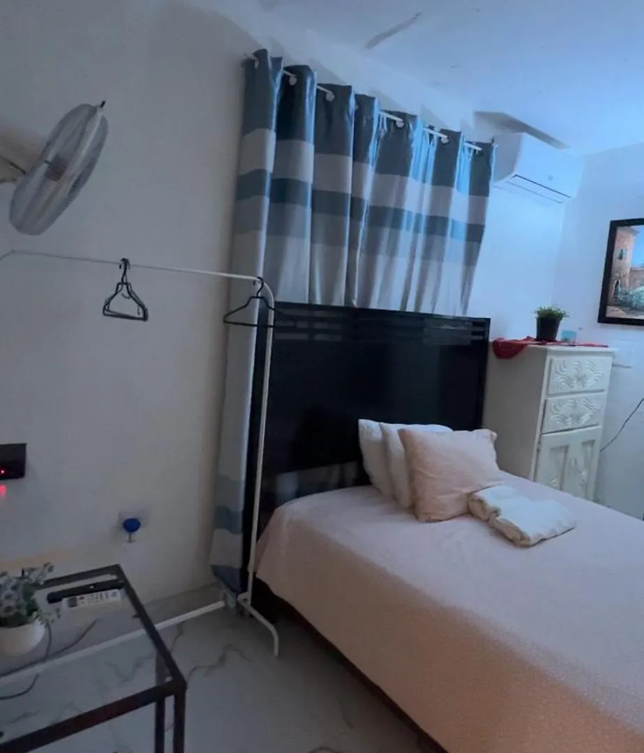 Fantastico Con Luz Aire Tv Y Cocina Apartment La Romana